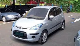 Hyundai i10 A/T 2011/10 Silver Harga Cash