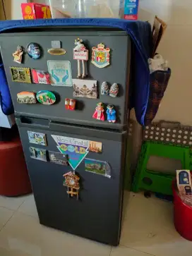 KULKAS SHARP 2 PINTU