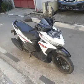 Honda Vario LED 125 2017 ss lengkap mesin bagus plat B DKI