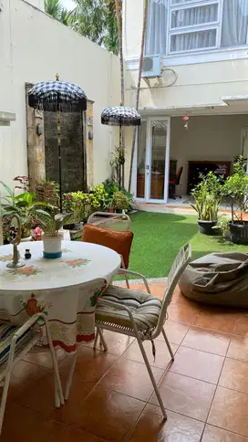 DIJUAL RUMAH MEWAH DAN RAPIH DI RAFLESH HILLS CIBUBUR