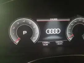 Audi 2022 AT Abu abu fresh like new