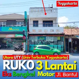 Ruko strategis 3 lantai Jl Bantul Utara kampus Merdeka UT Lt 112 m²