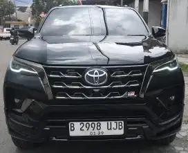 TOYOTA FORTUNER 2.8 vrz 4×2 A/T 2023