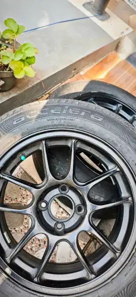 Velg R15 Balck Mulus + Ban