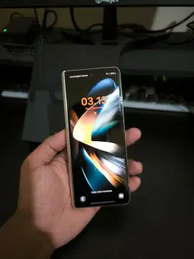 Samsung galaxy z fold 4 12/512 gb