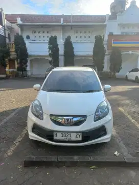 Honda Brio 1.3 CBU MT 2012