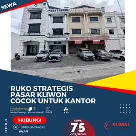 Ruko Strategis di Area Pasar Kliwon Cocok Untuk Kantor