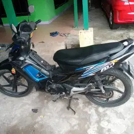 Motor supra x 125 tahun 2012