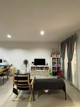 Dijual Rumah Semi Furnished di Boston Village Gading Serpong