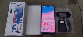 Samsung Galaxy A30s (likenew)