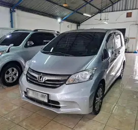 AC DOUBLE honda Freed SD matic 2013