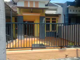 DISEWAKAN RUMAH DALAM CLUSTER – HARAPAN INDAH