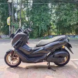 Nmax OLD 2019 Bagus lengkap Mesin Cakep