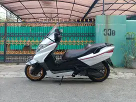 BISMILLAH DIJUAL BIG MATIC BUATAN ITALIA 250 CC TH 2014 PAJAK HIDUP