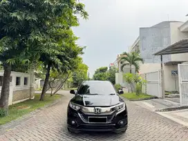 Honda HRV 1.5 E Matic 2018 PMK 2019 Hitam Facelift Plat L