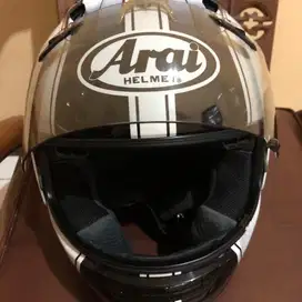 Helm Arai RX7-RR5