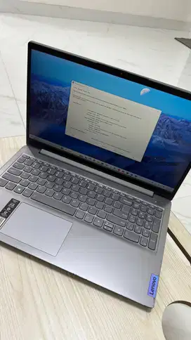 Dijual Laptop Lenovo Ideapad Slim 15 inch i5 Gen 11, RAM 12,512 SSD