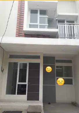 Dijual via lelang rumah murah 2 lantai di rorotan jakarta utara