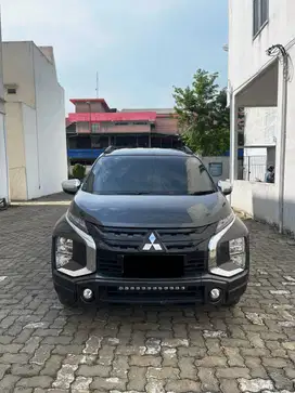 Xpander cross Premium 2019 Matic (tipe paling Lengkap)