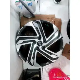 Velg original santafe 2022 R18 ring 18 5x144.3 mulus hyundai asli