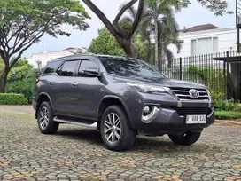 Tangan Pertama KM LOW Fortuner VRZ Diesel 2.4 4x2 At matic TH 2018