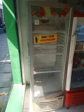 Kulkas/Showcase RSA 1 Pintu Kondisi Bagus – Cocok untuk Usaha