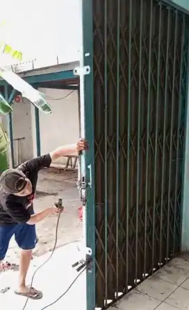 Tukang servis folding gate murah berkualitas