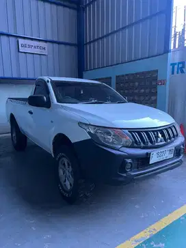 Triton SC 4x4 Manual Solar, Joss