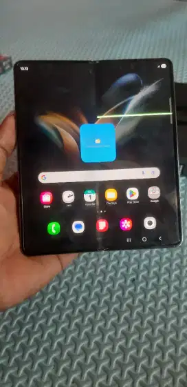 SAMSUNG Z FOLD 4   512