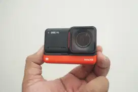 INSTA360 ONE RS TWIN EDITION