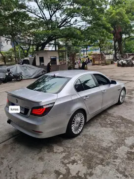 BMW 523i 2006 Bensin
