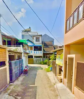 Dijual Rumah Bagus, Ada Warung Usaha, Nego BU Banget di Permata Kopo