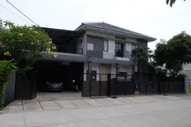 Dijual Kost Aktif dekat UPH Karawaci