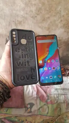 Infinix hot 8    4/64