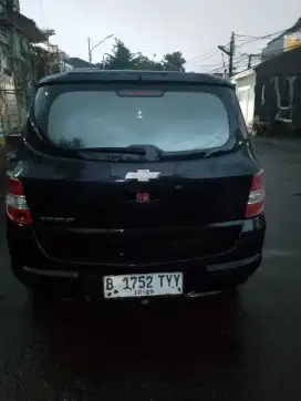 Chevrolet spin LT manual bensin 2014