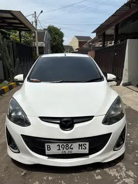 [JUAL] Mazda 2 Non Skyactiv Matic 2012