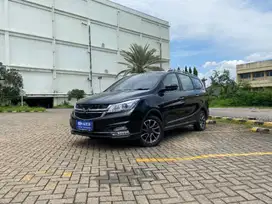 Wuling Cortez  1.5 CT Lux Plus Bensin-AT 2019 Hitam