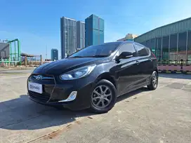 Pajak Panjang - Hyundai Grand Avega 1.4 Bensin-MT 2013