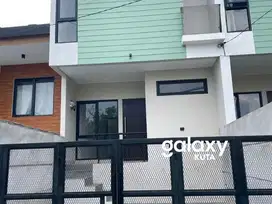 RUMAH KOMPLEK PERUM MUSTIKA CIWARUGA BANDUNG, JAWA BARAT
