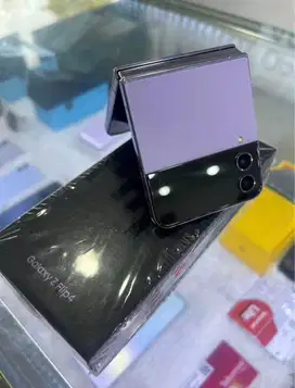SAMSUNG Z FLIP 4 8/256