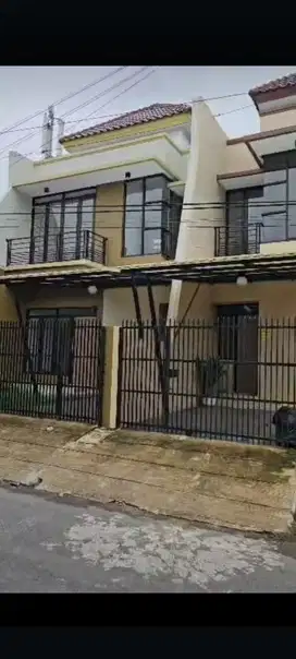 Rumah mewah siap huni di kompleks UNM pendidikan Raya dkt KTR DPRD MKS
