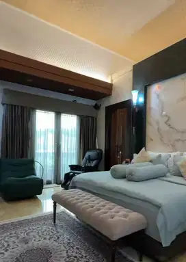 Rumah Mewah Bernuansa Tropis Furnished di jl Duta Indah Pondok Indah