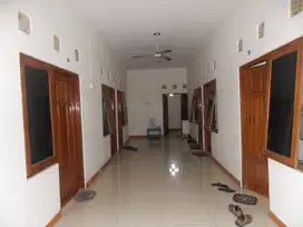 RUMAH KOST 19 KAMAR KAWASAN AHMAD YANI SOLO DEKAT KAMPUS UNS