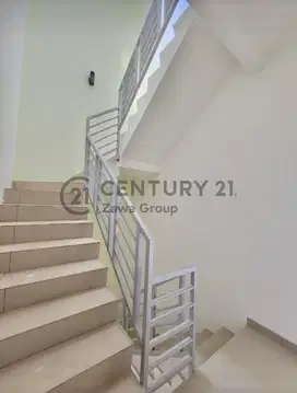 Dijual 2 Unit Rumah Baru Di Taman Ratu 3 Lantai Kebon Jeruk, Jakbar