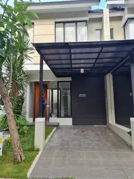 Disewakan rumah nort west cental citraland surabaya
