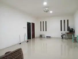 Rumah + Tempat Usaha Strategis 2 Lantai Bojong Kulur Murah