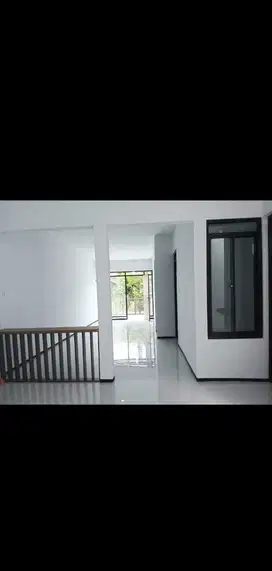 Rumah Minimalis Nyaman di Taman Kopo Indah 2 Bandung