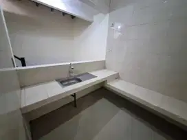 Sewa rmh siap huni lebak permai bisa utk usaha.akses truk masuk