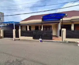 Rumah Sewa Siap Huni Sayap Gatot Subroto Bandung dkt Asia Afrika TSM