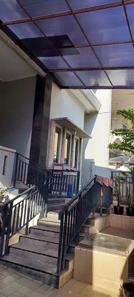 Dijual Rumah di PLUIT PERMAI Jakarta Utara